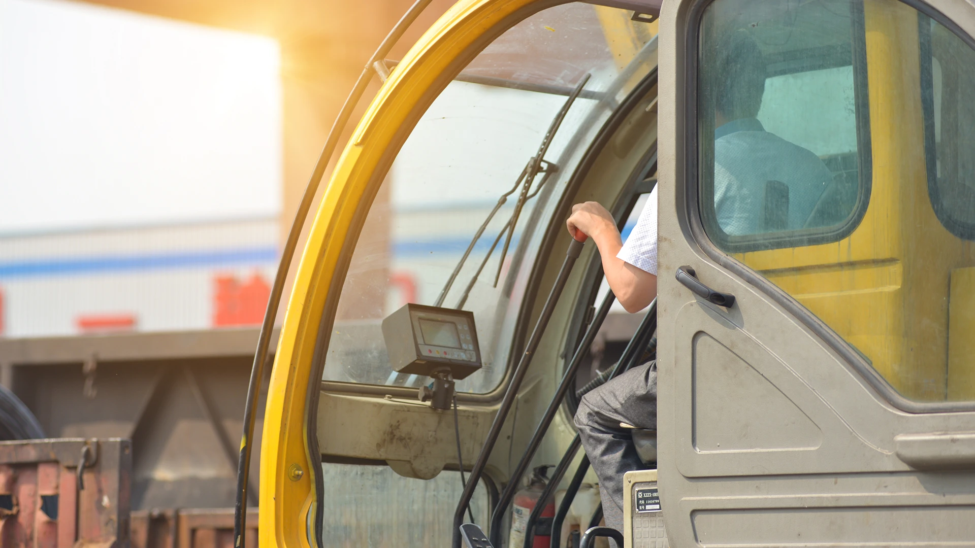 Картинка поста Новинки в мире подъёмной техники: октябрь 2025 года