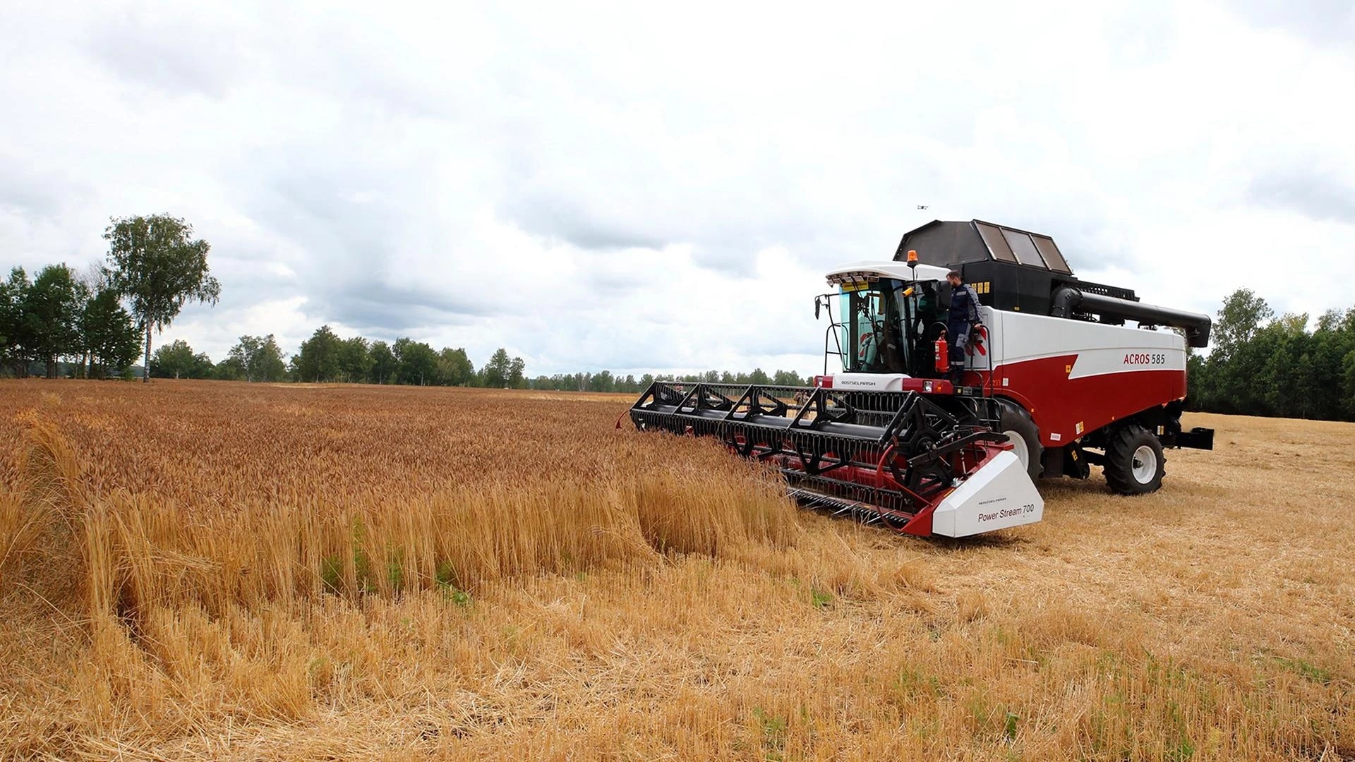 Картинка поста Высокая наработка без простоев: как комбайны ACROS работают в агрокомпании «Таловское»