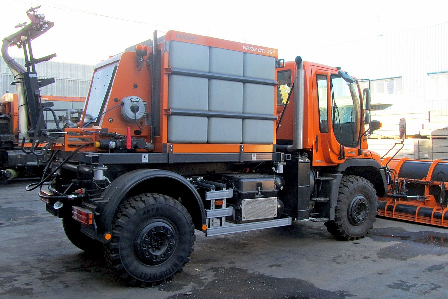 Изображение 4 Тосненский механический завод КДМ-В20 Mercedes-Benz Unimog U400